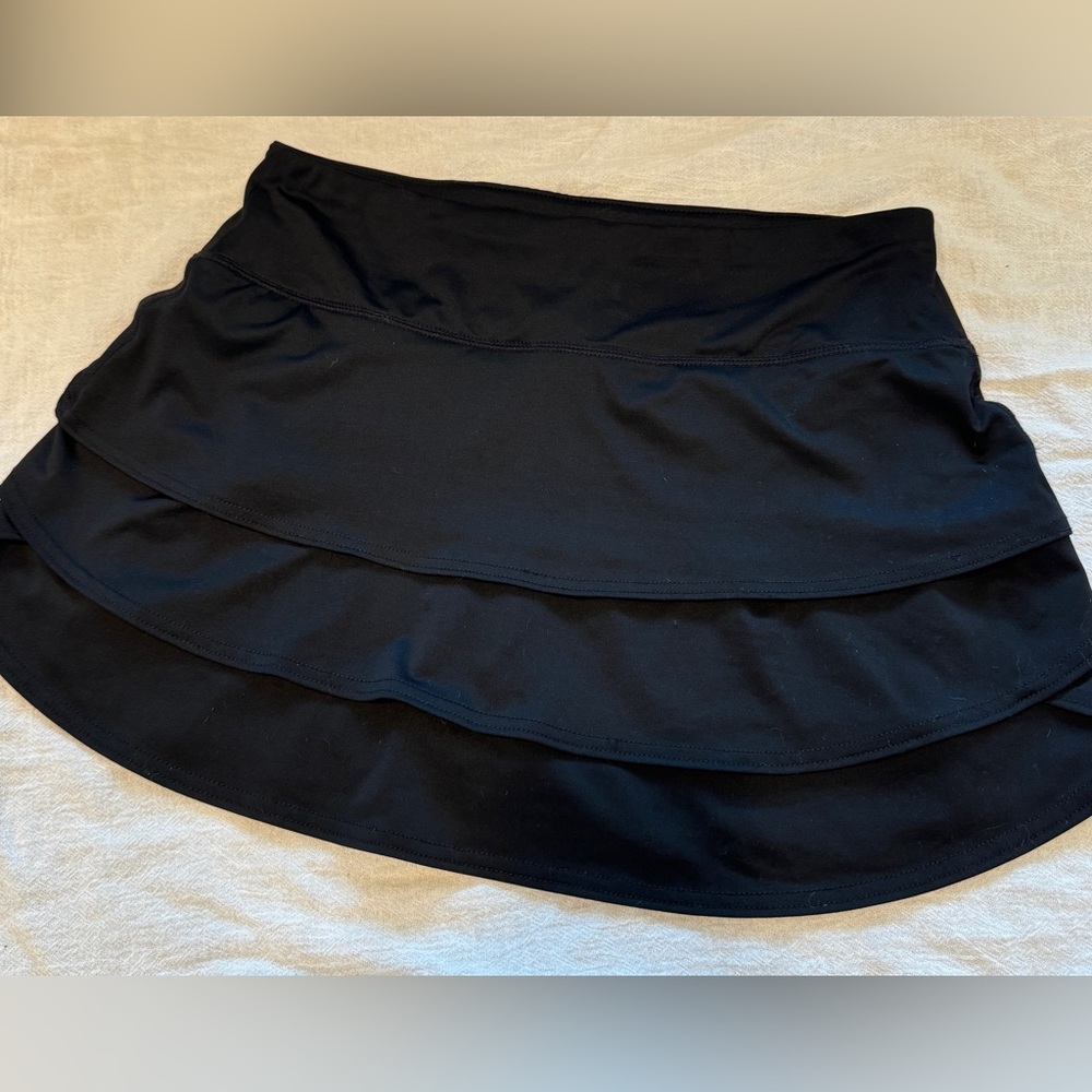 Athleta skirt. Size small. Black